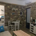 Iliopoulos Apartment Mourteri