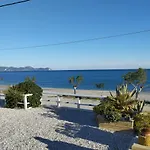 Iliopoulos Apartment Mourteri