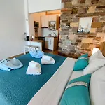 Iliopoulos Apartment