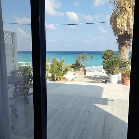 Iliopoulos Apartment