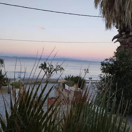 Iliopoulos Apartment