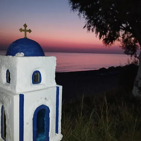 Iliopoulos Apartment Mourteri