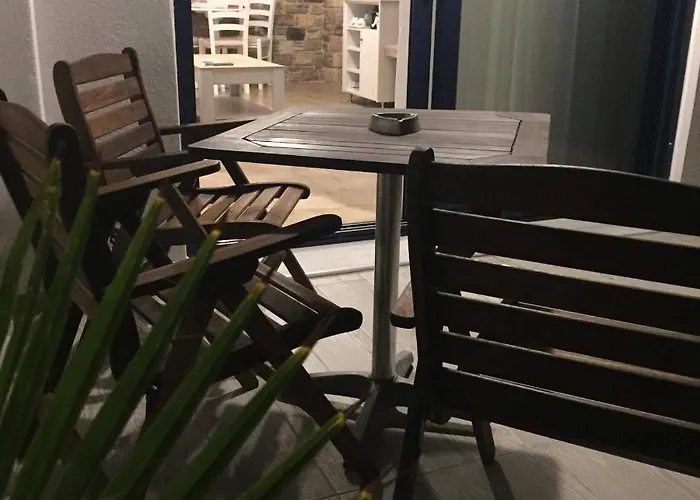 Iliopoulos Apartment *