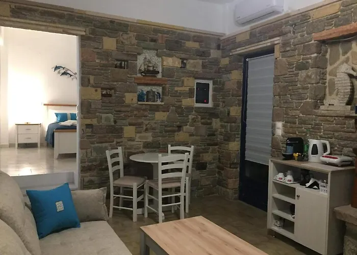 Iliopoulos Apartment Mourteri